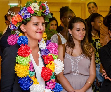 Najat Vallaud Belkacem aux côtés des élèves du lycée Escoffier, membres du conseil lycéen du Congrès.