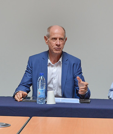 De gauche à droite : Julien Leray, chef de la division des examens concours, Érick Roser, vice-recteur directeur général des enseignements, et Thierry Mabru, secrétaire général du vice-rectorat.