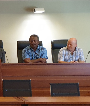 Les partenaires institutionnels du CISPD de La Foa, Sarraméa, Farino et Moindou, parmi lesquels le gouvernement représenté par Jean-Pierre Djaïwé ( 2e à d.), se sont réunis le 17 juin.