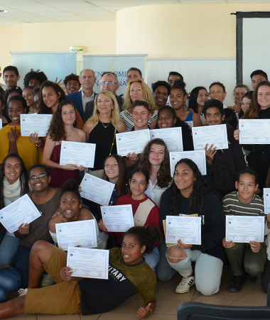 71 jeunes du lycée du Grand Nouméa ont reçu leur attestation d’élèves pairs. 