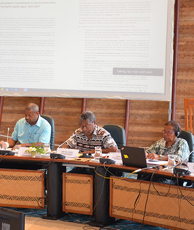 Jean-Pierre Djaïwé, membre du gouvernement en charge des questions environnementales, a eu l’honneur de lire la Déclaration de Vemööre, depuis la Communauté du Pacifique (CPS) à Nouméa.