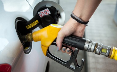 Évolution des tarifs de l'essence et du gazole pour octobre 2015