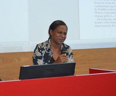 Hélène Iékawé, membre du gouvernement en charge de l’enseignement, et Danielle Guaenere, chargée des relations publiques et du rééquilibrage  au vice-rectorat, ont ouvert le séminaire.