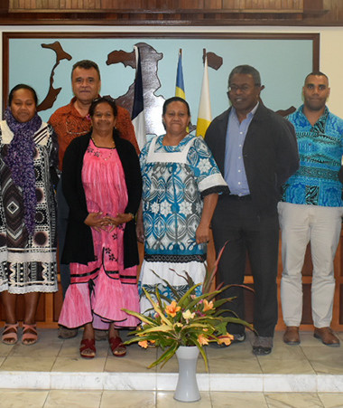 L’équipe "Action santé en communauté" à l’assemblée de la province des Îles Loyauté, vendredi 7 août.
