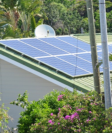 Le dispositif pour inciter les particuliers à s’équiper en panneaux photovoltaïques a été étendu aux logements collectifs.