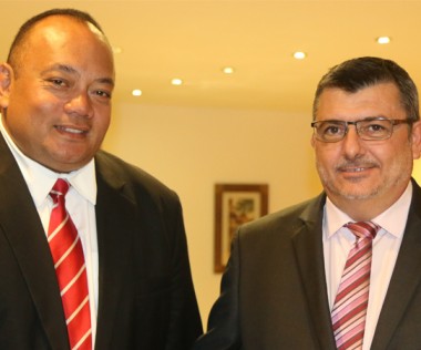 Le président Philippe Germain en compagnie du vice-Premier ministre des Tonga, Siaosi Sovaleni.