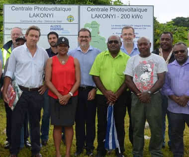Philippe Dunoyer a assisté à la cérémonie de lancement officiel des travaux de construction du projet photovoltaïque Drehu PV, organisée par la société Alizés Énergie.