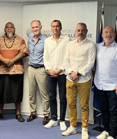 Emmanuel Pierre, Olivier Farreng et Laurent Gaboriau, du réseau RETIS, ont été conviés au gouvernement par le membre chargé de l'innovation, Vaimu’a Muliava.
