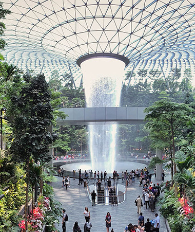 Changi est classé septième aéroport mondial en terme de fréquentation.