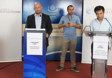 Xavier Benoist, Christopher Gygès et David Guyenne au point presse du 15 avril dédié à lactivité économique.