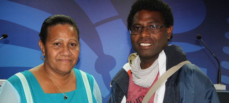 Valentine Eurisouké aux côtés d’Albert Haocas, le président du comité jeunesse de la Nouvelle-Calédonie.