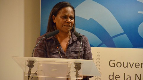 Hélène Iékawé, membre du gouvernement en charge de l’enseignement.