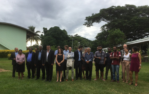 La délégation calédonienne a visité le site de la future université nationale bilingue du Vanuatu, en partie financée par l’AFD et la Nouvelle-Calédonie.