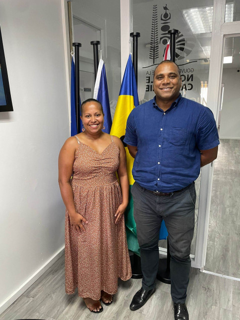 Gaston Wadrawane a rejoint l’ambassade de France à Fidji et Rose Wete celle du Vanuatu.