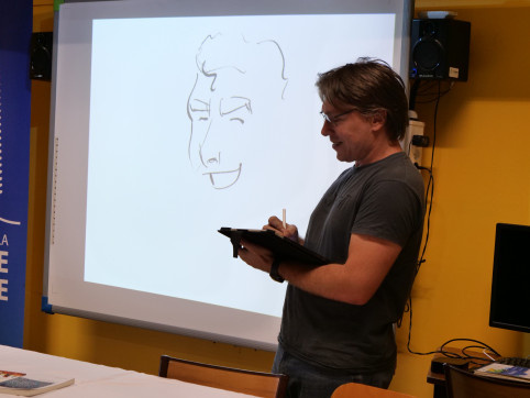 L’illustrateur Nicolas Yann Martin (Niko) a expliqué sa démarche aux élèves.