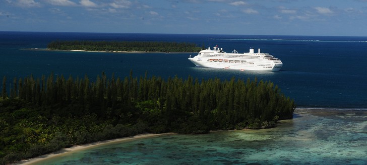 L’île des Pins s’impose comme une escale de croisière incontournable. crédit photo : © M. Dosdane / NCTPS