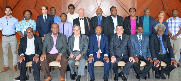 La commission de la convention de coopération régionale est co-présidée par le président du gouvernement Philippe Germain, le Premier ministre du Vanuatu, Charlot Salwai, et l’ambassadeur de France au Vanuatu, Gilles Favret.
