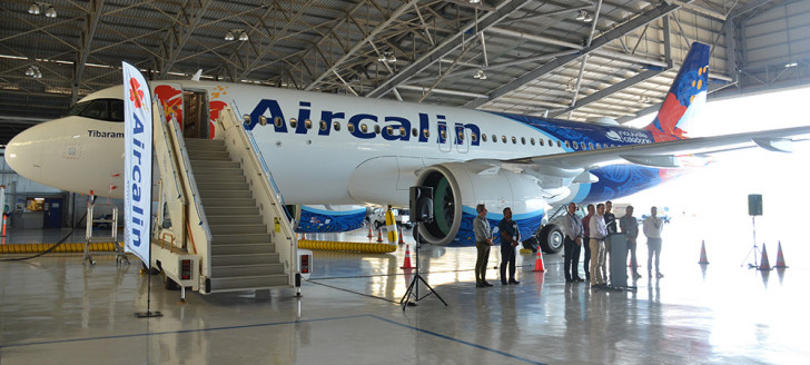 L’A320neo Tibarama a été dévoilé le 28 décembre aux officiels dans le hangar technique d’Aircalin.