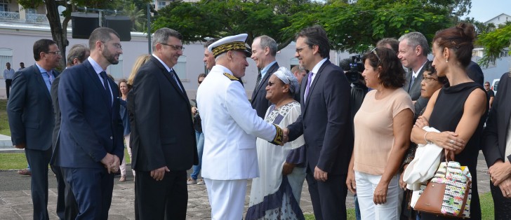 Aux côtés de Philippe Germain, Thierry Lataste a salué les membres du gouvernement présents à la cérémonie.