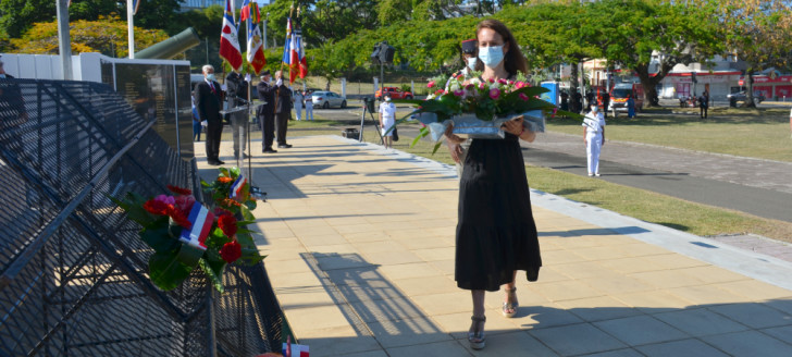 Isabelle Champmoreau, vice-présidente du gouvernement, a procédé à un dépôt de gerbe aux monuments aux morts. 