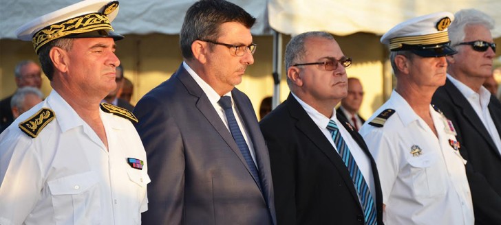 Les officiels ont procédé tour à tour à un dépôt de gerbe au pied de la Croix de Lorraine. 