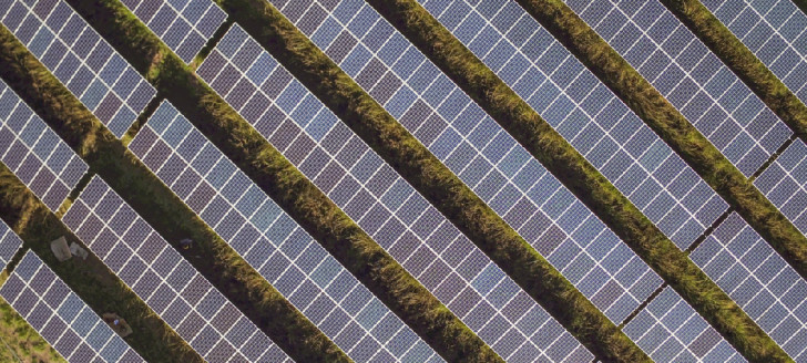 La centrale photovoltaïque Hélio Boulouparis qui s’étend sur 17 hectares  @DRONE NC