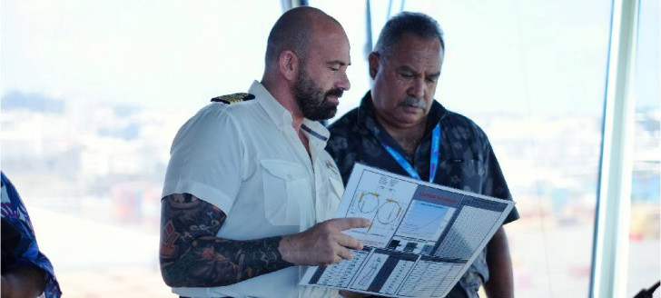 La réunion a eu lieu à bord du navire de croisière Carnival.