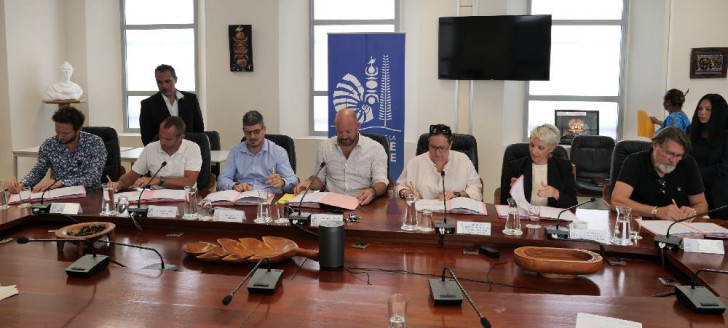 La signature de l’accord interprofessionnel a eu lieu au gouvernement le jeudi 26 juin 2025. La signature de l’accord interprofessionnel a eu lieu au gouvernement le jeudi 26 juin 2025.