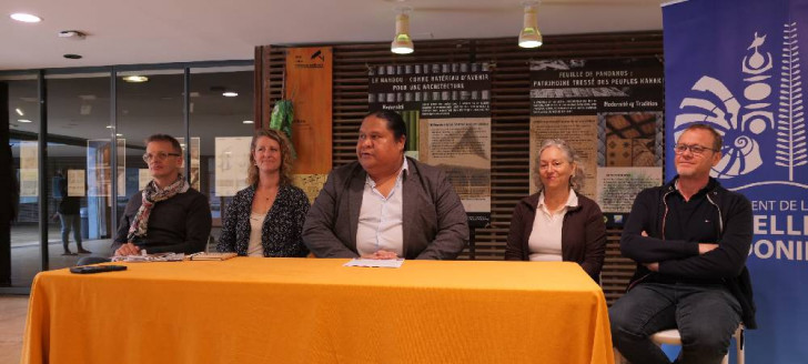 L’exposition a été ouverte au public à la suite d’une conférence de presse au centre culturel Tjibaou. L’exposition a été ouverte au public à la suite d’une conférence de presse au centre culturel Tjibaou.