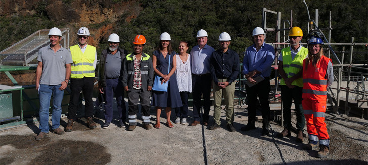 La visite du chantier s’est déroulée ne présence des acteurs concernés par les travaux sur le barrage. La visite du chantier s’est déroulée ne présence des acteurs concernés par les travaux sur le barrage.