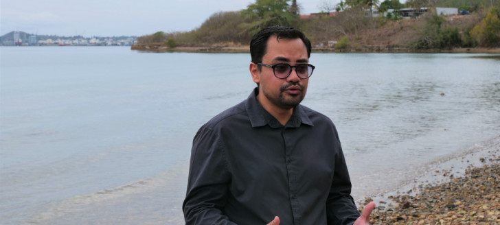 Jérémie Katidjo Monnier a présenté le concours d’idées devant le site de la future Cité de la connaissance. Jérémie Katidjo Monnier a présenté le concours d’idées devant le site de la future Cité de la connaissance.