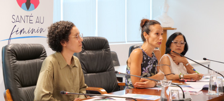 Lors de la conférence de presse au gouvernement, Isabelle Champoreau était entourée de Kathy Ribault, sa cheffe de cabinet et de Souad Sediri, médecin angiologue.