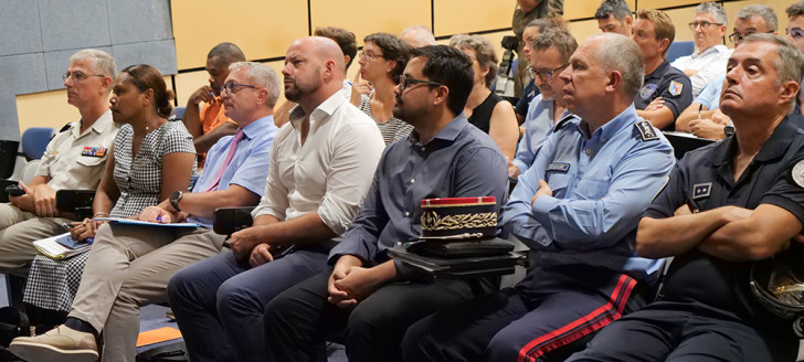 Tous les acteurs du gouvernement et de l’État concernés se sont réunis dans l’auditorium de la base Chaleix.